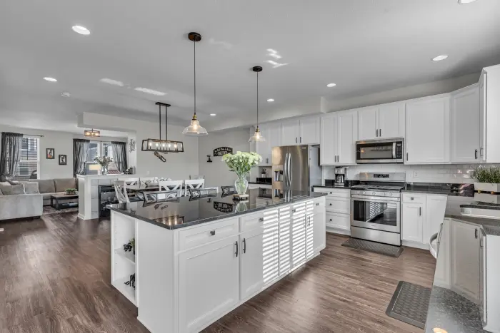 Open kitchen